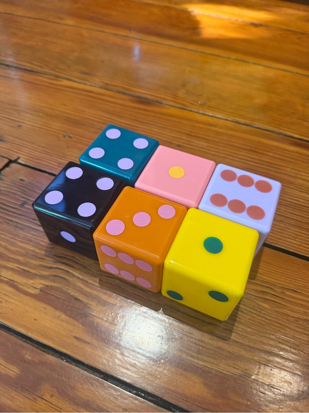 Edie Parker Jumbo Dice Set - Picture 2 of 4